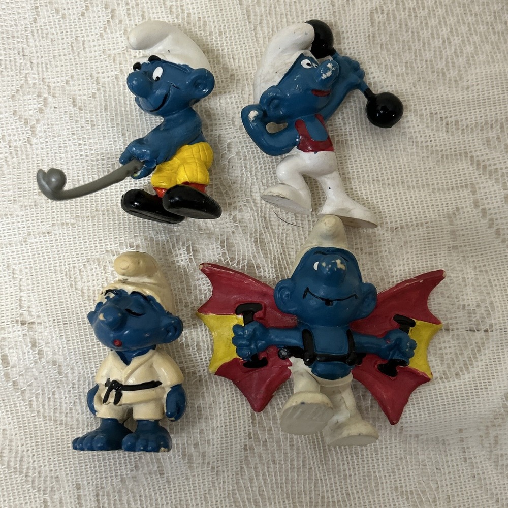 Peyo Schleich Smurf‎ PVC 4 Figures Sports Hang Glider Karate Golf Weight Lifter - Picture 11 of 11
